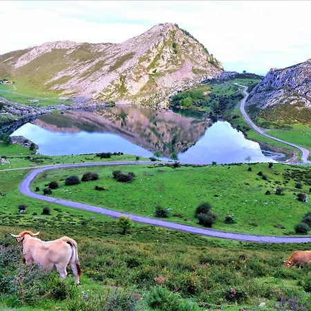 La Vega De Santiago 2 아파트 Posada De Llanes
